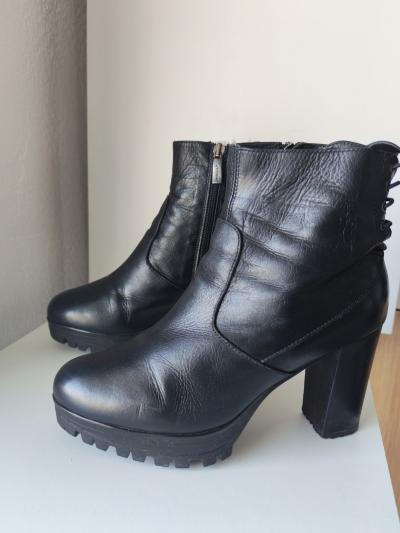 MALLY Bottines Plateforme Cuir Noir T38   Style Gothique - Rock Chic