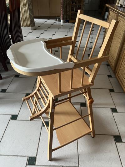 Chaise haute b�b� en bois transformable Combelle