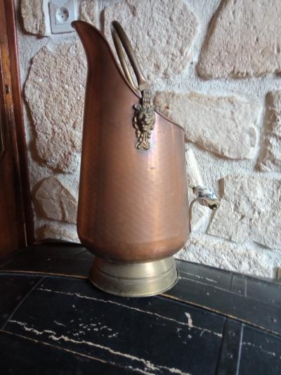 Seau  �  charbon   pellets   parapluies   CUIVRE  et  LAITON    47 cm    VINTAGE