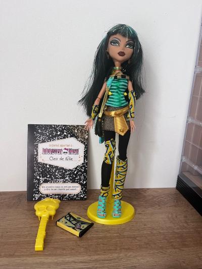 poup�e monster high cleo de nile school's out MATEL en tr�s bon �tat,mod�le rare