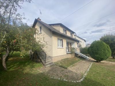 Maison+ussel+136+m%26sup2%3B+7+pi%26egrave%3Bces