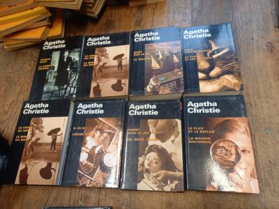 Lote De 8 Libros De Agatha Christie 16 T�tulos Testigo Mudo La �ltima Enigma