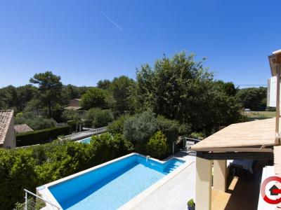 Maison+peypin+186+m%26sup2%3B+7+pi%26egrave%3Bces