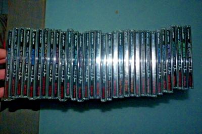 jazz masters 100 ans de jazz   lot de 33 album ( DR15 )