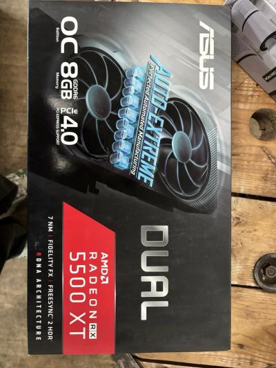 Carte Graphique Asus ROG STRIX RX 5500 XT OC 8G 8Go GDDR6
