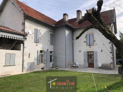 Maison+casteljaloux+366.27+m%26sup2%3B+9+pi%26egrave%3Bces