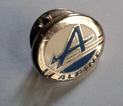Pin s Alpine Renault Pin s boutonni�re