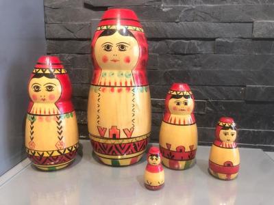 5 poup�es russes gigognes Matriochkas en bois collection