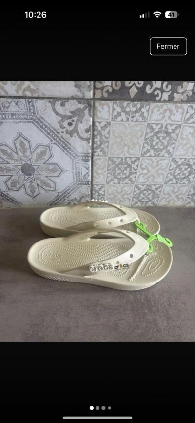 Tongs Crocs