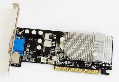 Carte PC Graphique Inno3D MX 4000 8x TV ddr 64MB AGP   Vintage   Collection