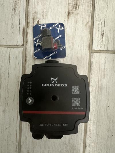 Circulateur GRUNDFOS ALPHA1L 15 40 130   NEUF   Pompe Chauffage Haute Perform