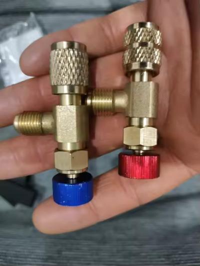 Adaptateur R410A R22 1-4 SAE valve climatisation recharge gaz raccord cuivre