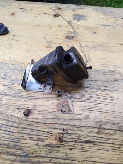 Pot d'�chappement tron�onneuse Pioneer