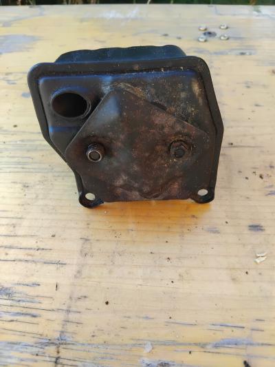 Pot d'�chappement tron�onneuse Geiser