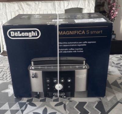 Machine a expresso broyeur DELONGHI   Magnifica S Smart   inox