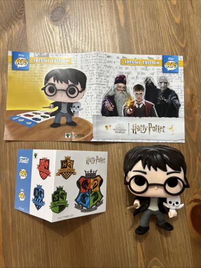 FIGURINE HARRY POTTER  MAXI KINDER SP�CIAL �DITION P�QUES 2025 FUKO POP COMPLET