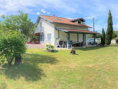 Maison+arcangues+161+m%26sup2%3B+8+pi%26egrave%3Bces