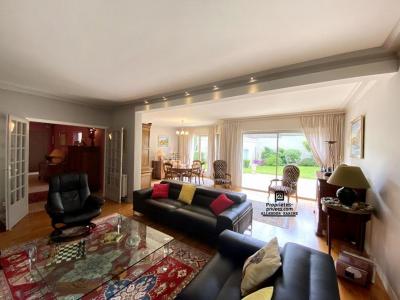 Maison+sens+250+m%26sup2%3B+7+pi%26egrave%3Bces