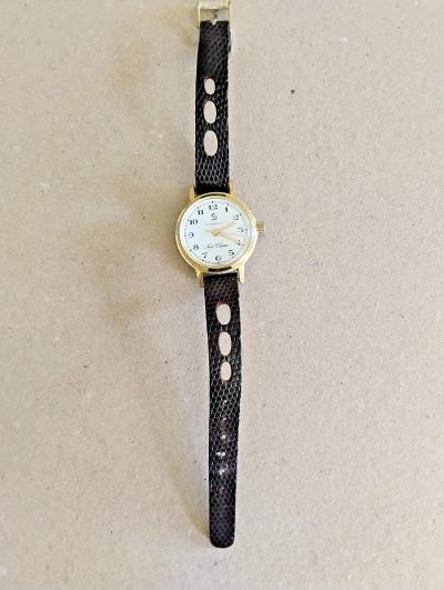 Montre m�canique femme antimagn�tique bracelet cuir