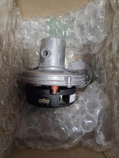 Ventilateur De Chaudiere Gaz A Condensation De Dietrich RG118 R19.5X1