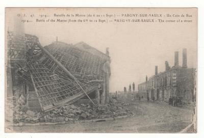 CPA 51   PARGNY sur SAULX : UNE RUE EN RUINES (MARNE) MILITARIA GUERRE 1914 1918