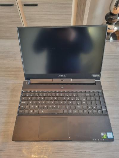 Ordinateur PORTABLE GAMER Gigabyte Aero 15 I7 8750H HS voir descriptif d�taill�