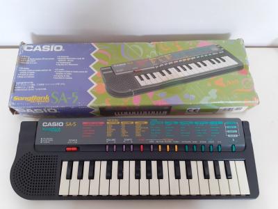 Vintage CASIO SA 5 SongBank Keyboard