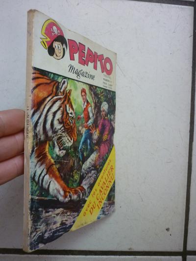 EDITION SAGE - PEPITO MAGAZINE - NUM  11   - 1976    AVEC LE CAVALIER INCONNU