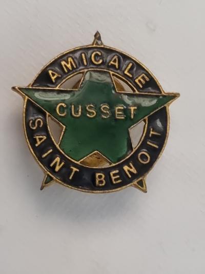 ASB CUSSET FRANCE OLD RARE Football Badge Insigne Abzeichen Odznaka