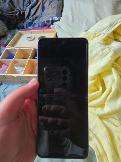 Samsung z flip 4