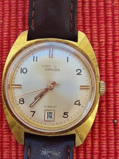 Superbe Montre Homme Mecanique SUPER ARVOR SUISSE ETAT TOP