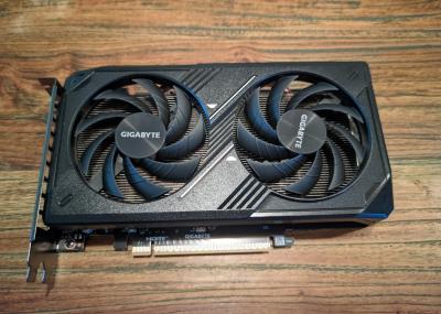Carte Graphique Gigabyte NVIDIA GeForce RTX 5050 Windforce OC 8Go