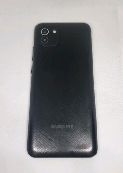 Samsung Galaxy A03 SM A035G-DSN   32 Go   Noir   Pas de compte Google