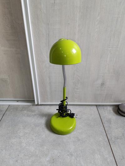 LAMPE DE BUREAU   CHAMBRE ENFANT   VINTAGE   VERT POMME  lire L'annonce