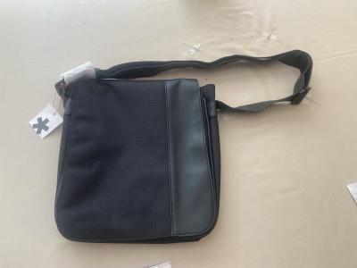 Cello Sacoche Homme Haut 30 cm larg 28 cm Bandouli�re Toile Polyester Rabat