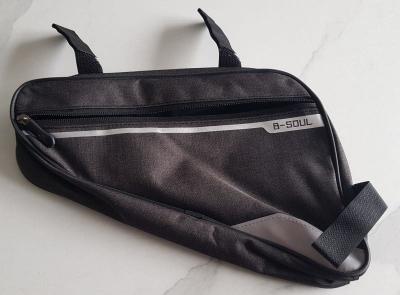 Sacoche de V�lo Sous le Cadre   1 Poche Zipp�e   1 Poche Filet   30 cm x 20 cm