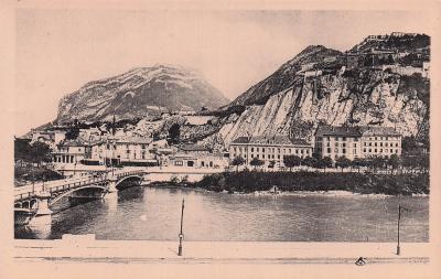 38 GRENOBLE VUE SUR L ISERE LE CASQUE DE NERON ET LES FORTS