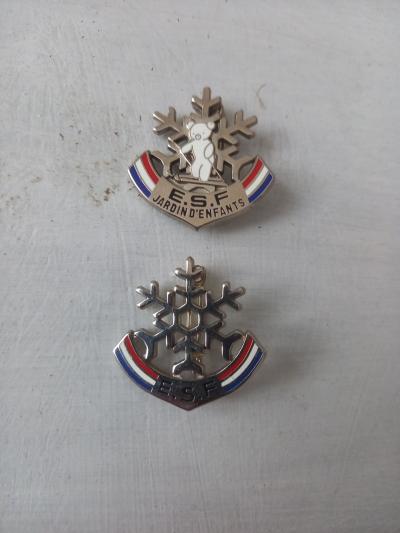 2 Insignes Montagne Ski Ourson et Flocon FIA Decat France Jardin d'enfants