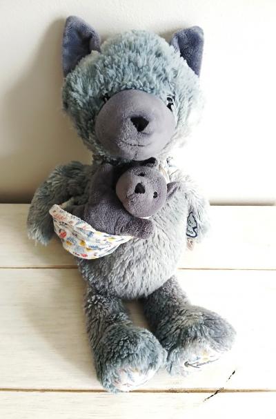 KALOO doudou peluche louve et b�b� 35 cm loup
