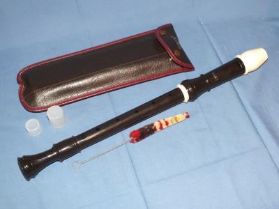Flute Aulos N�309 avec housse d'origine et accessoire