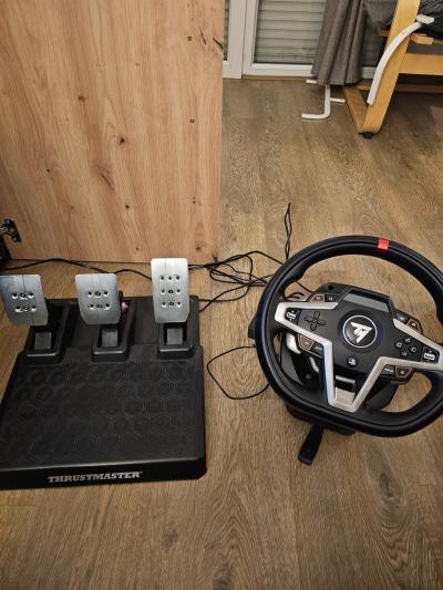 Thrustmaster T248P Volant de Course avec P�dales   Noir (4160783)