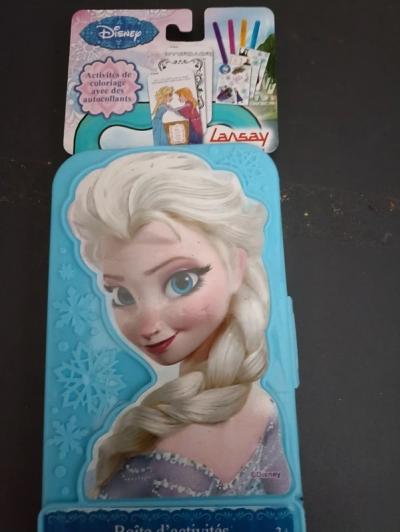 Boite d'activit� reine des neiges neuf coloriage, autocollant et feutres