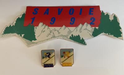 2 PIN'S SKI JO ALBERTVILLE DESCENTE LES 3 VALLEES SAVOIE 1992