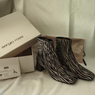 boots femme en veau fa�on poulain