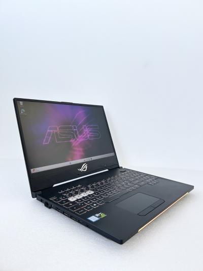 ASUS ROG Strix GL504GM i7 8750H-GTX 1060-16Go RAM- 256Go NVMe 1To HDD  Win11