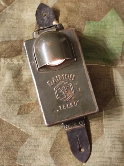 Rare Lampe DAIMON Telko verte d'origine   Militaria original WW2