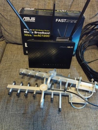 ASUS  4G AC55U LTE Routeur 4 G