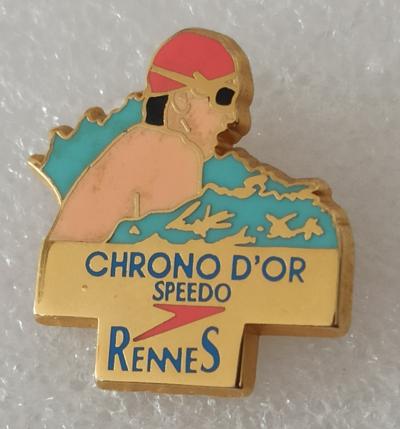 Pins chrono d'or speedo Rennes. Arthus Bertrand Paris