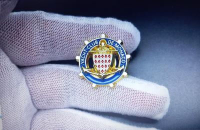 PIN'S EMAIL DU YACHT CLUB DE MONACO