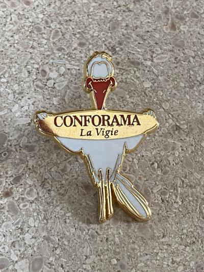 Pin s Conforama La Vigie Yeux Blancs